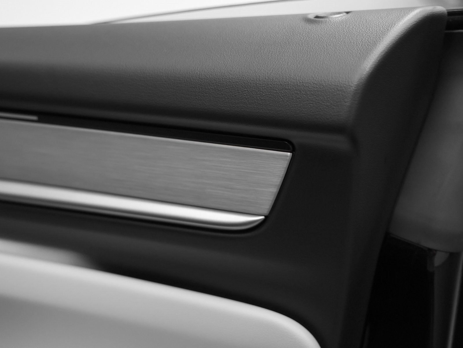 2025 Porsche Macan Electric 4S