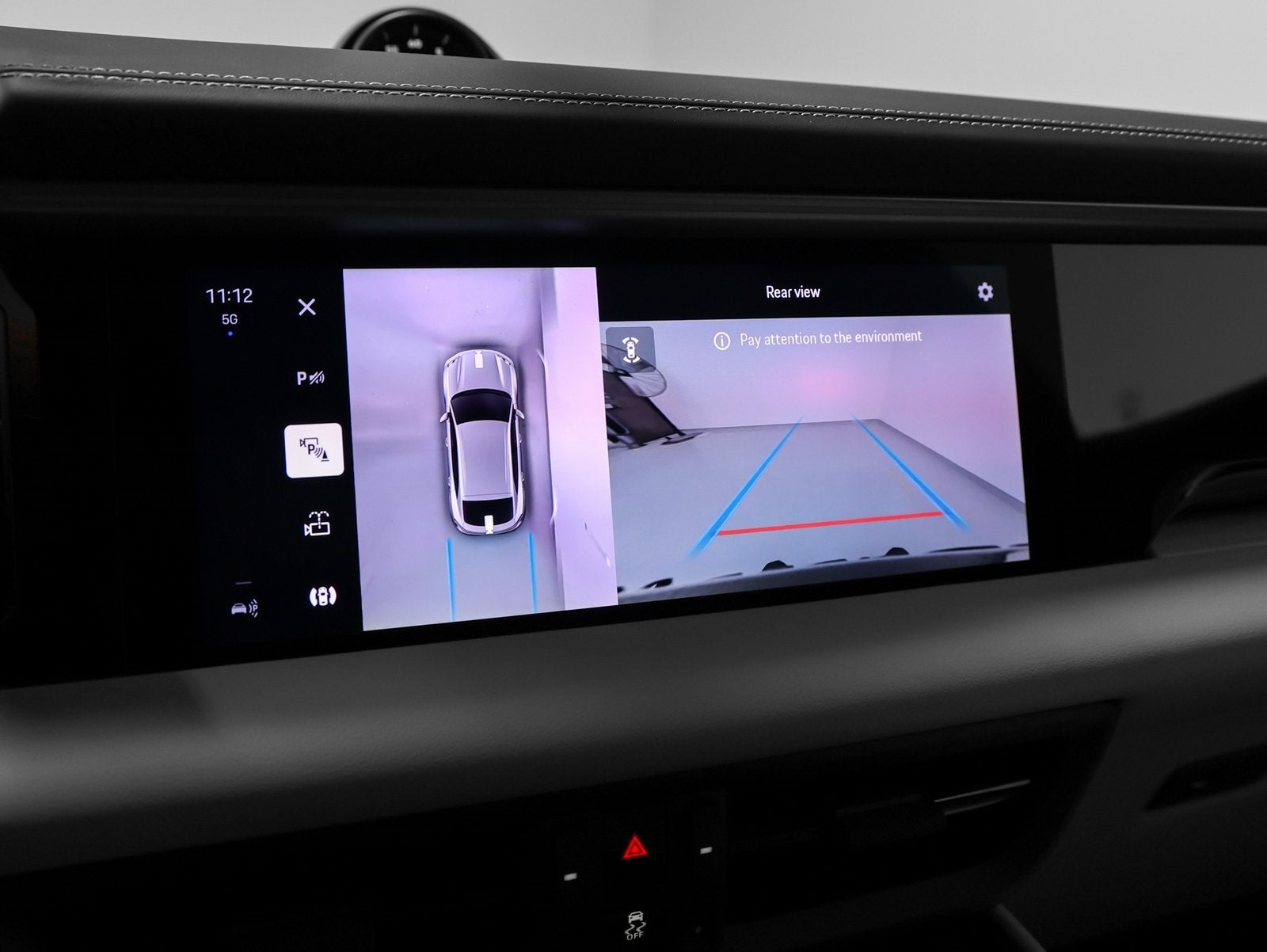 2025 Porsche Macan Electric 4S