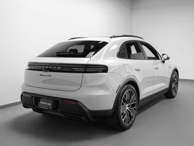 2025 Porsche Macan Macan 4S Electric