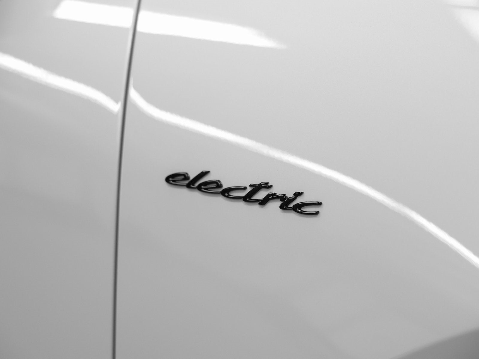 2025 Porsche Macan Macan 4S Electric