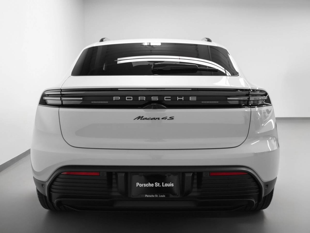 2025 Porsche Macan Macan 4S Electric