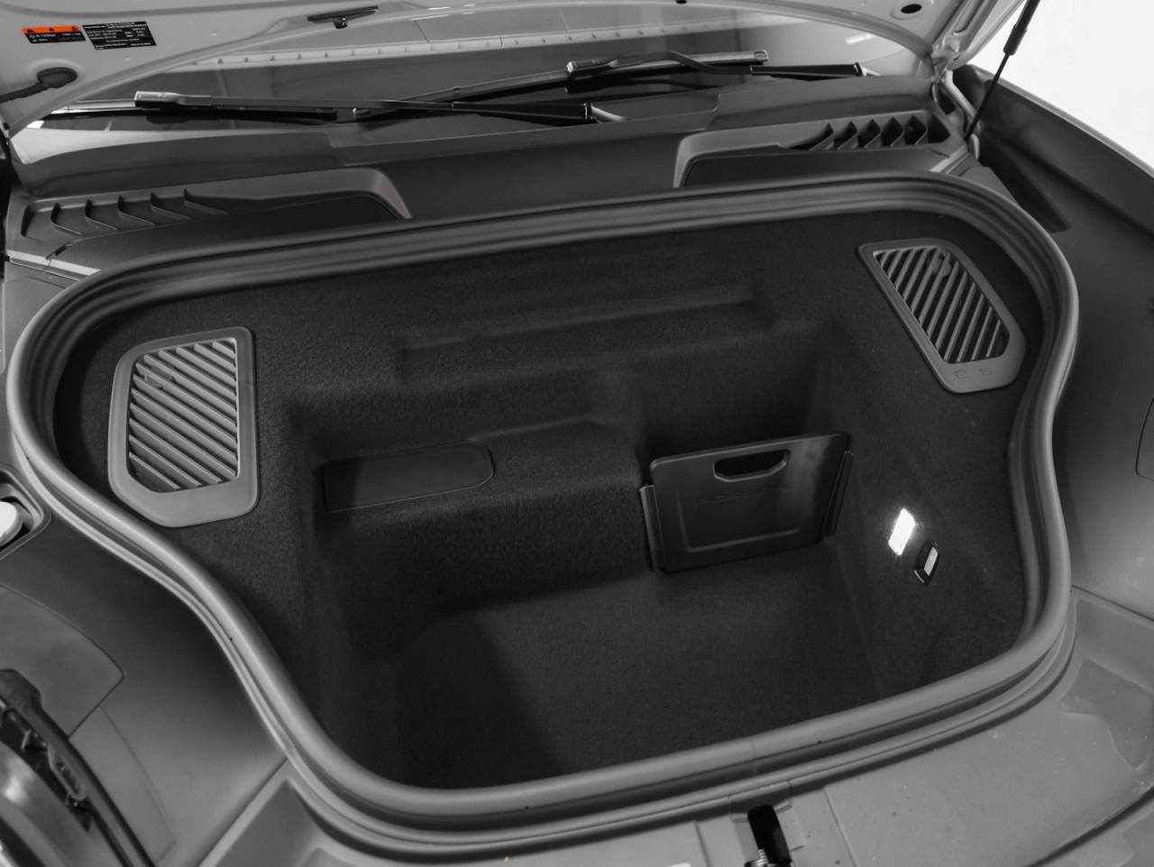 2025 Porsche Macan Macan 4S Electric