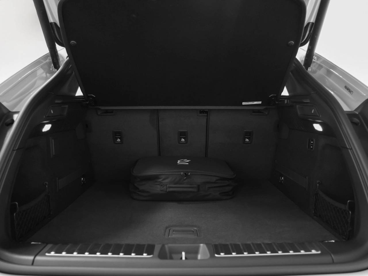 2025 Porsche Macan Macan 4S Electric