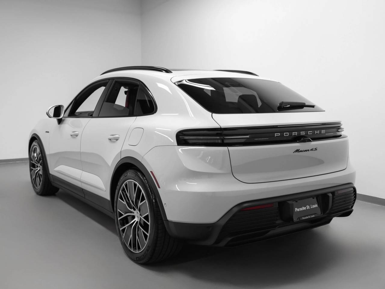 2025 Porsche Macan Macan 4S Electric