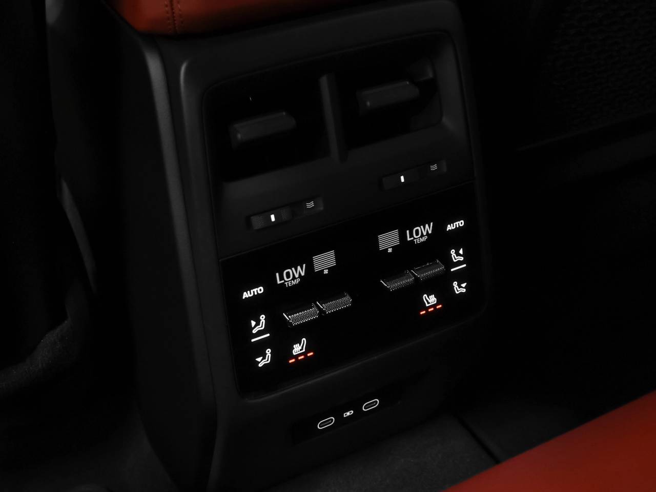 2025 Porsche Macan Macan 4S Electric