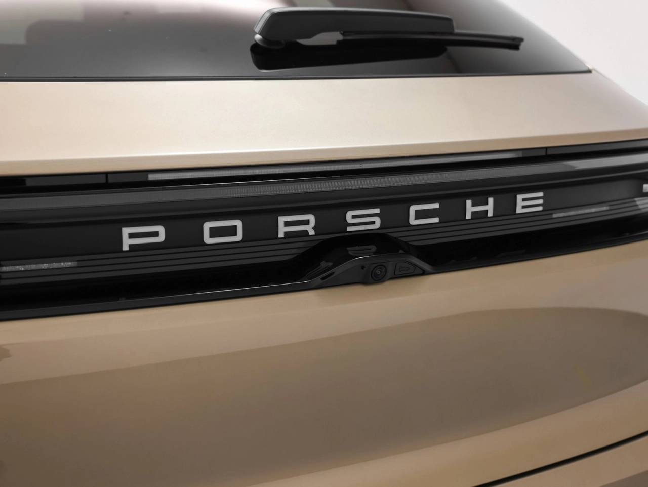 2025 Porsche Macan Macan 4S Electric