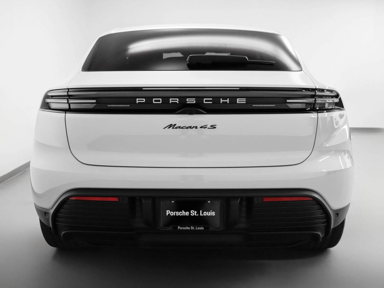 2025 Porsche Macan Macan 4S Electric