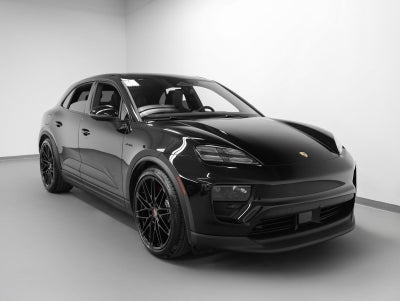 2026 Porsche Macan Macan 4S Electric