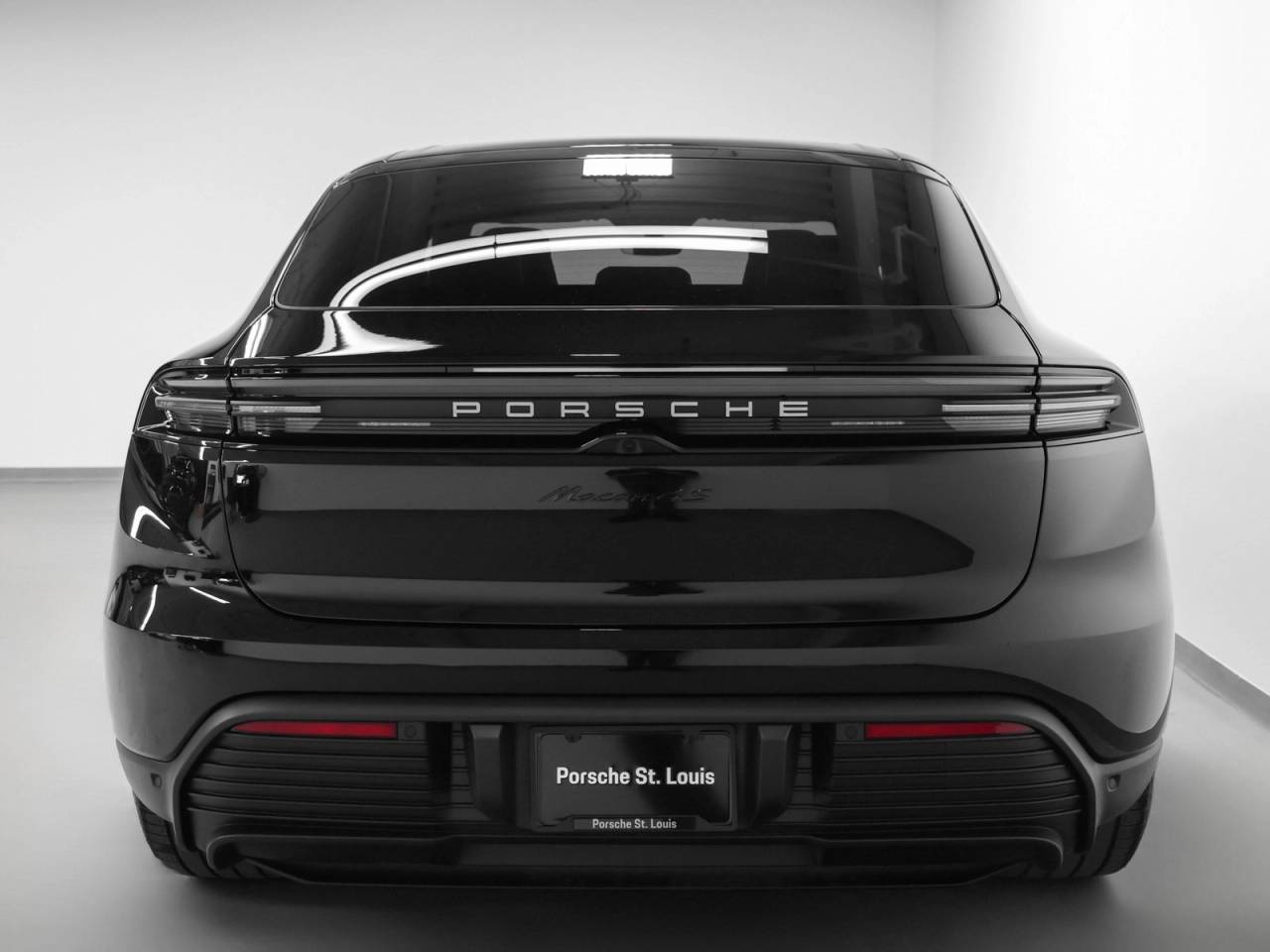 2026 Porsche Macan Macan 4S Electric