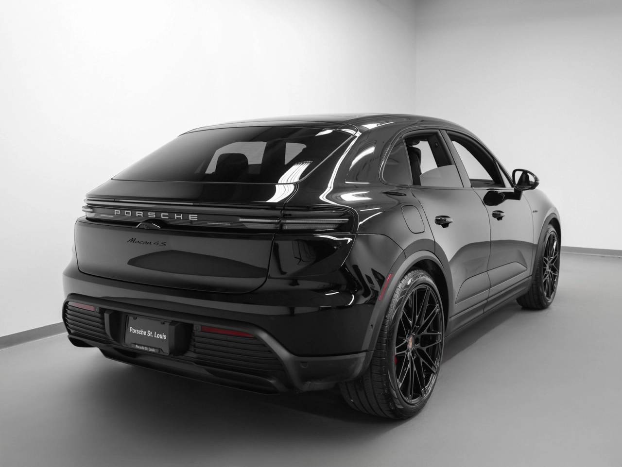 2026 Porsche Macan Macan 4S Electric