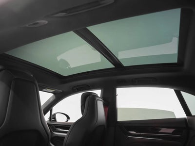 2026 Porsche Macan Macan 4S Electric