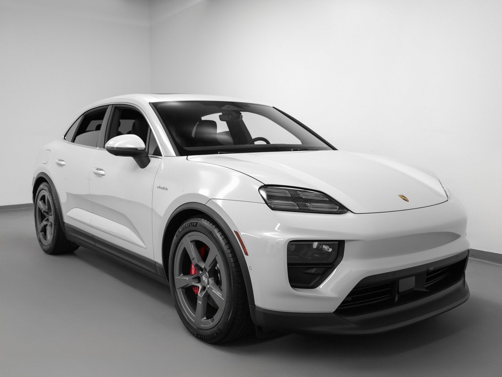2025 Porsche Macan Macan 4S Electric