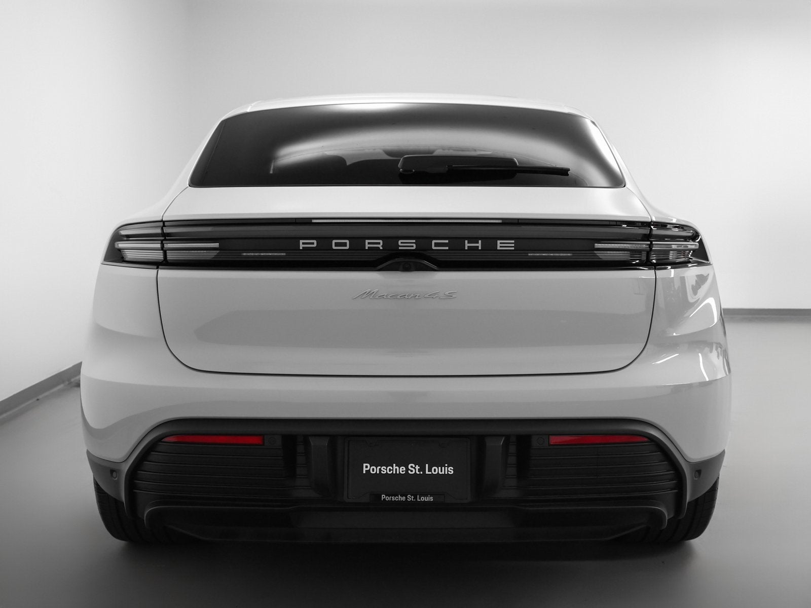 2025 Porsche Macan Macan 4S Electric