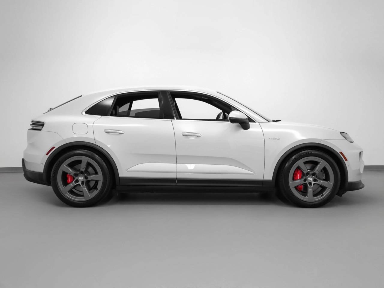 2025 Porsche Macan Macan 4S Electric