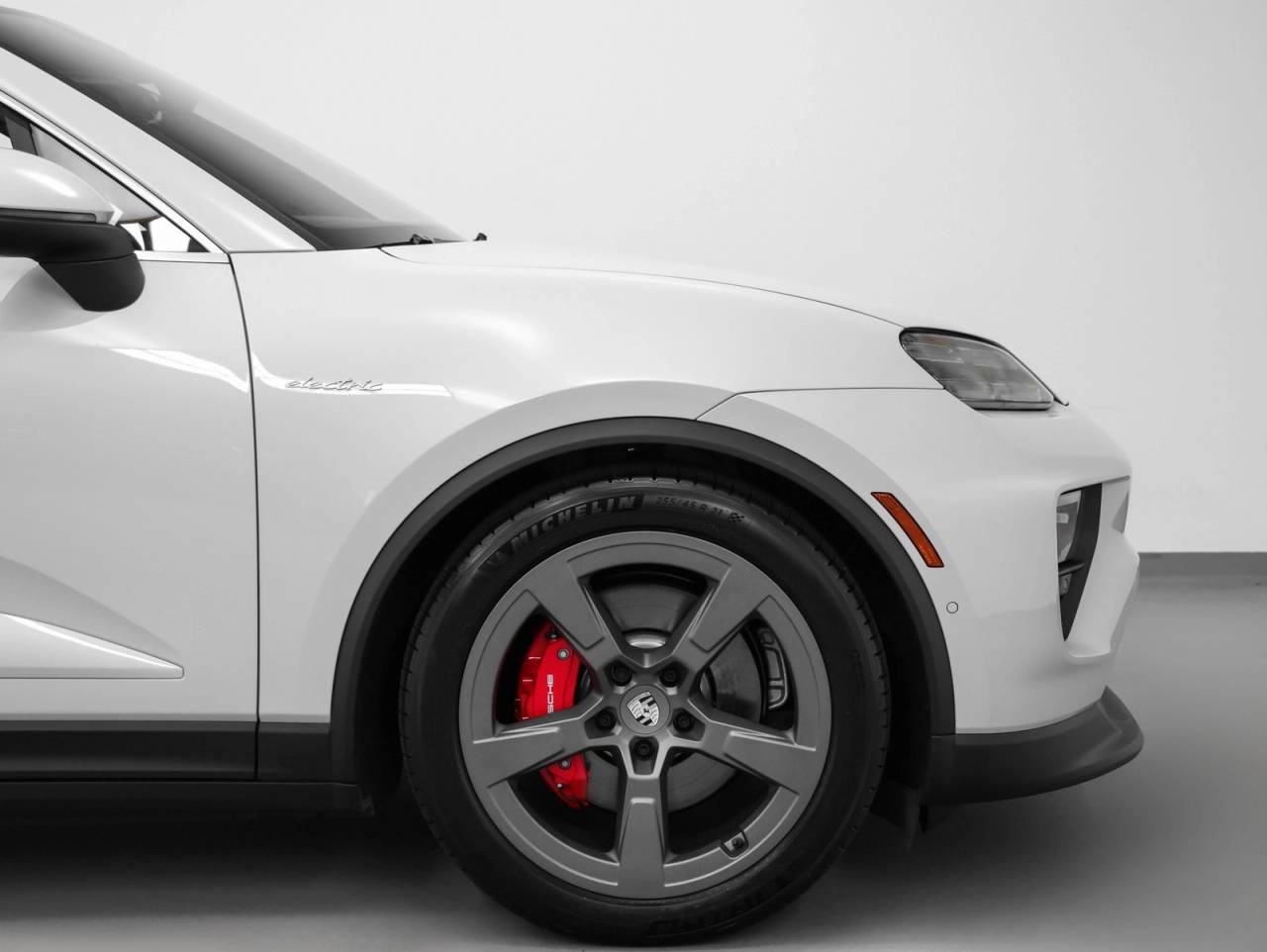 2025 Porsche Macan Macan 4S Electric