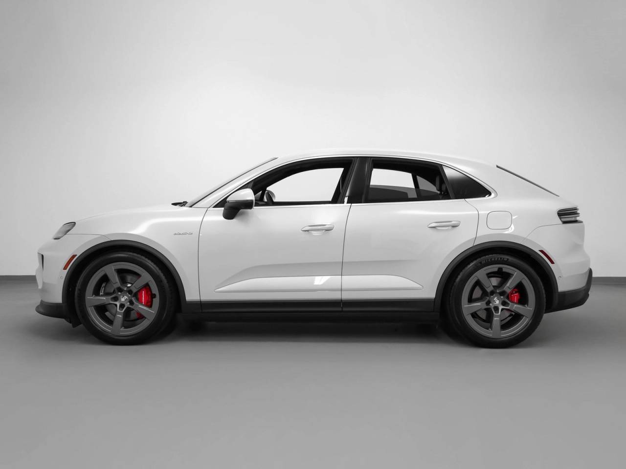 2025 Porsche Macan Macan 4S Electric
