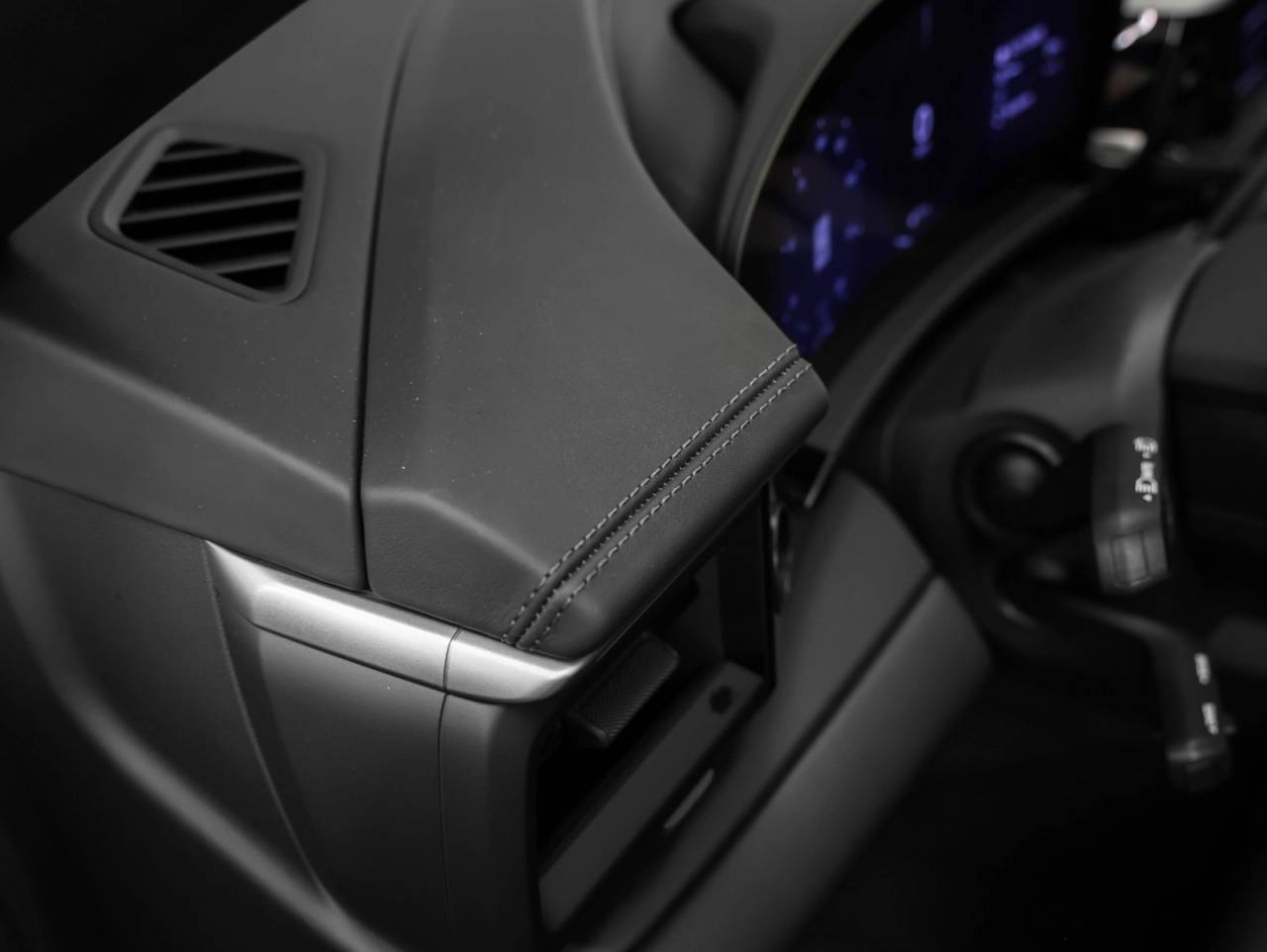 2025 Porsche Macan Macan 4S Electric