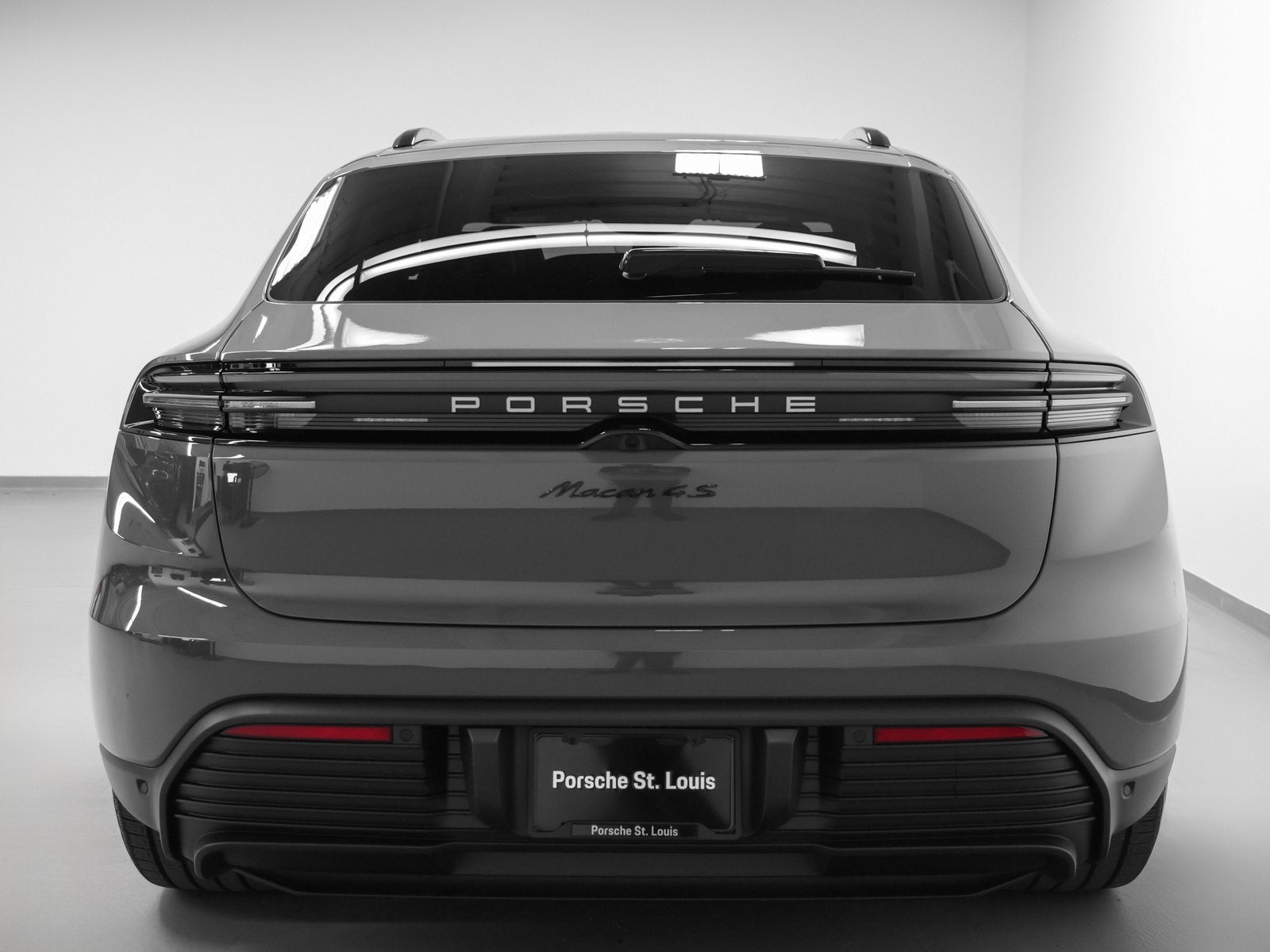 2025 Porsche Macan Macan 4S Electric