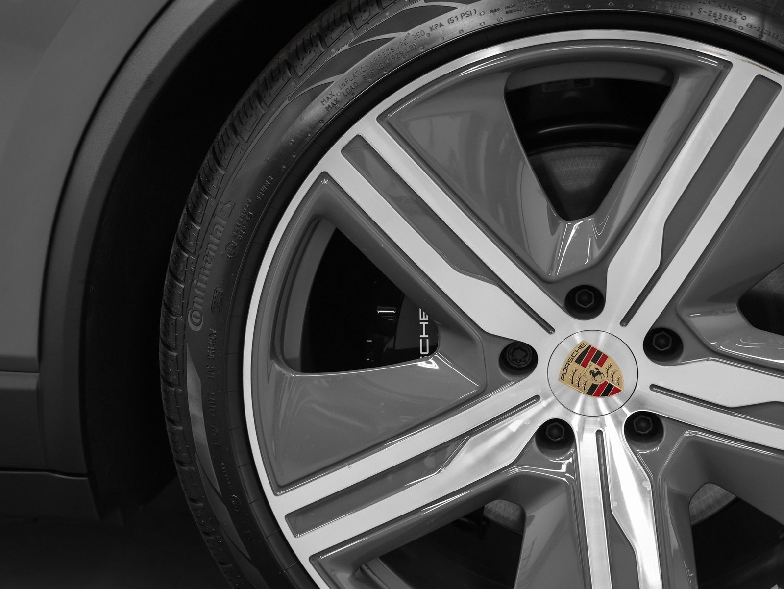 2025 Porsche Macan Macan 4S Electric