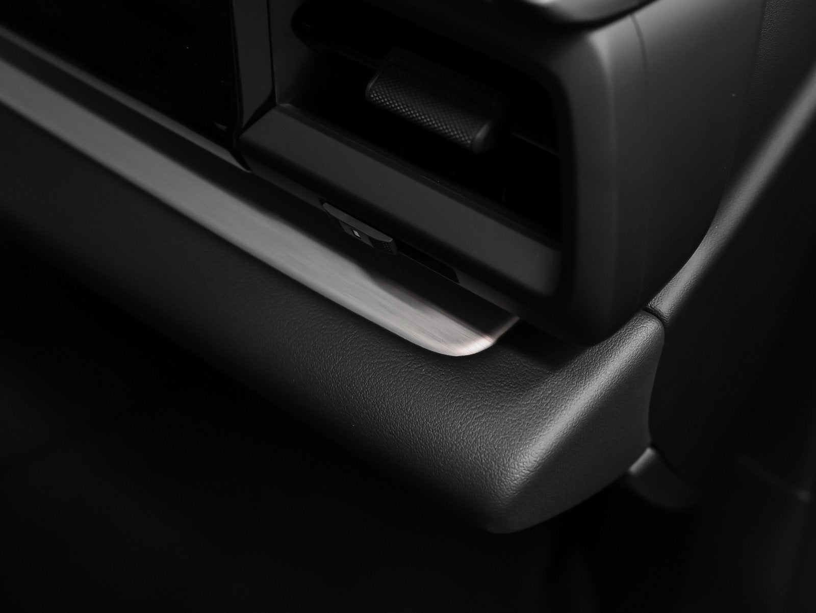 2025 Porsche Macan Macan 4S Electric