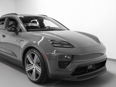 2025 Porsche Macan Macan 4S Electric
