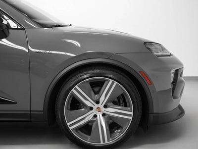 2025 Porsche Macan Macan 4S Electric