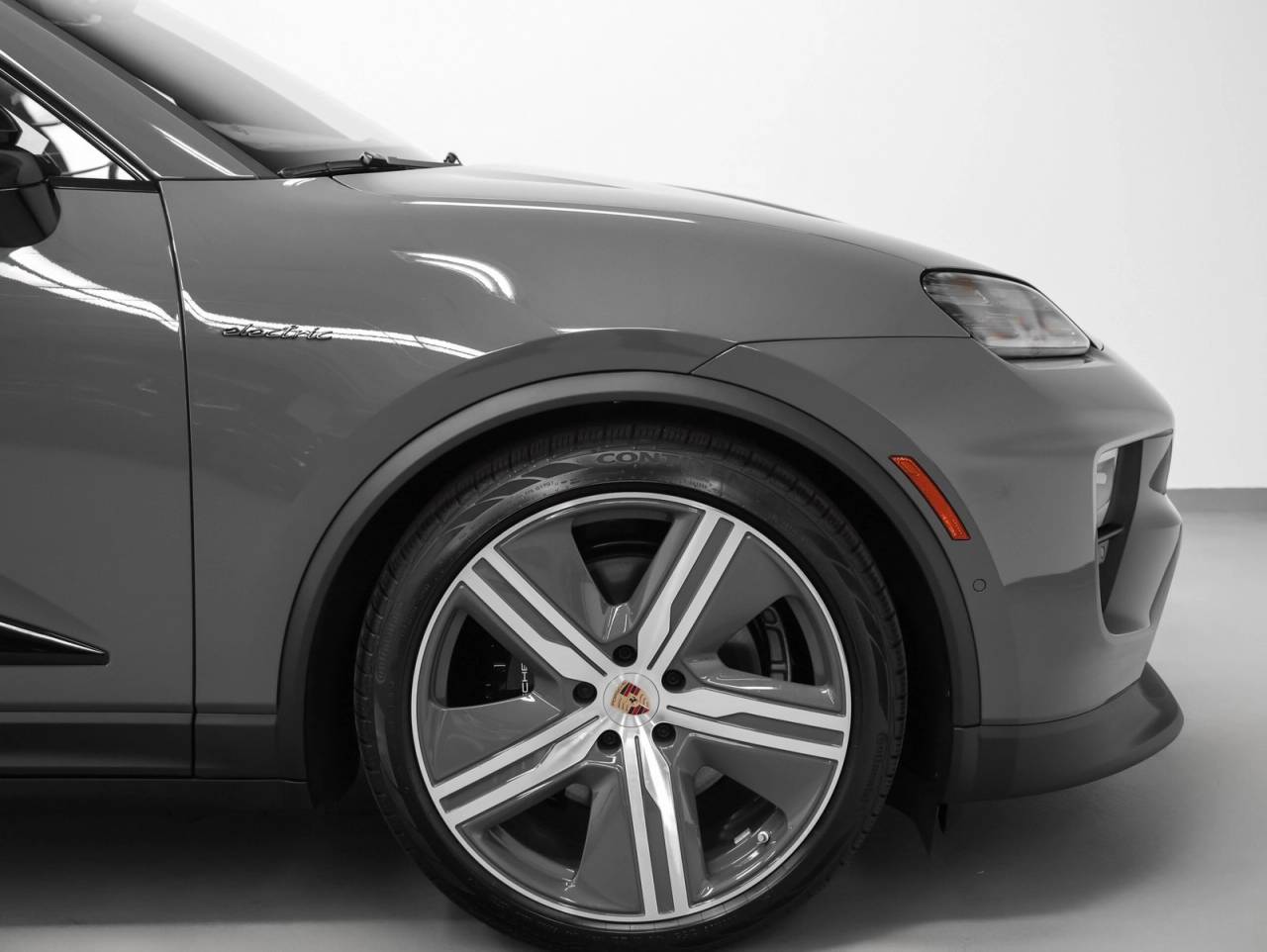 2025 Porsche Macan Macan 4S Electric