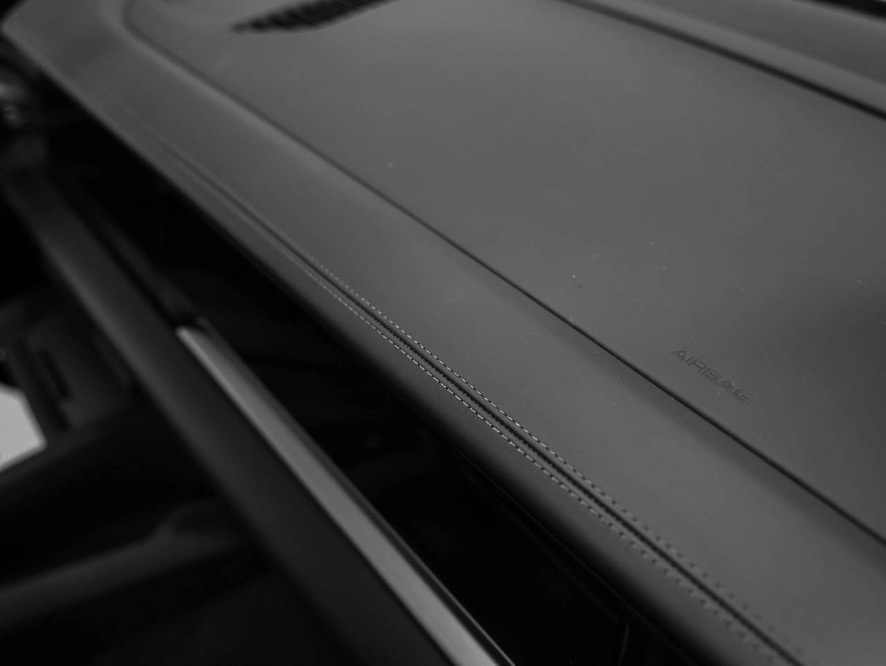 2025 Porsche Macan Macan 4S Electric