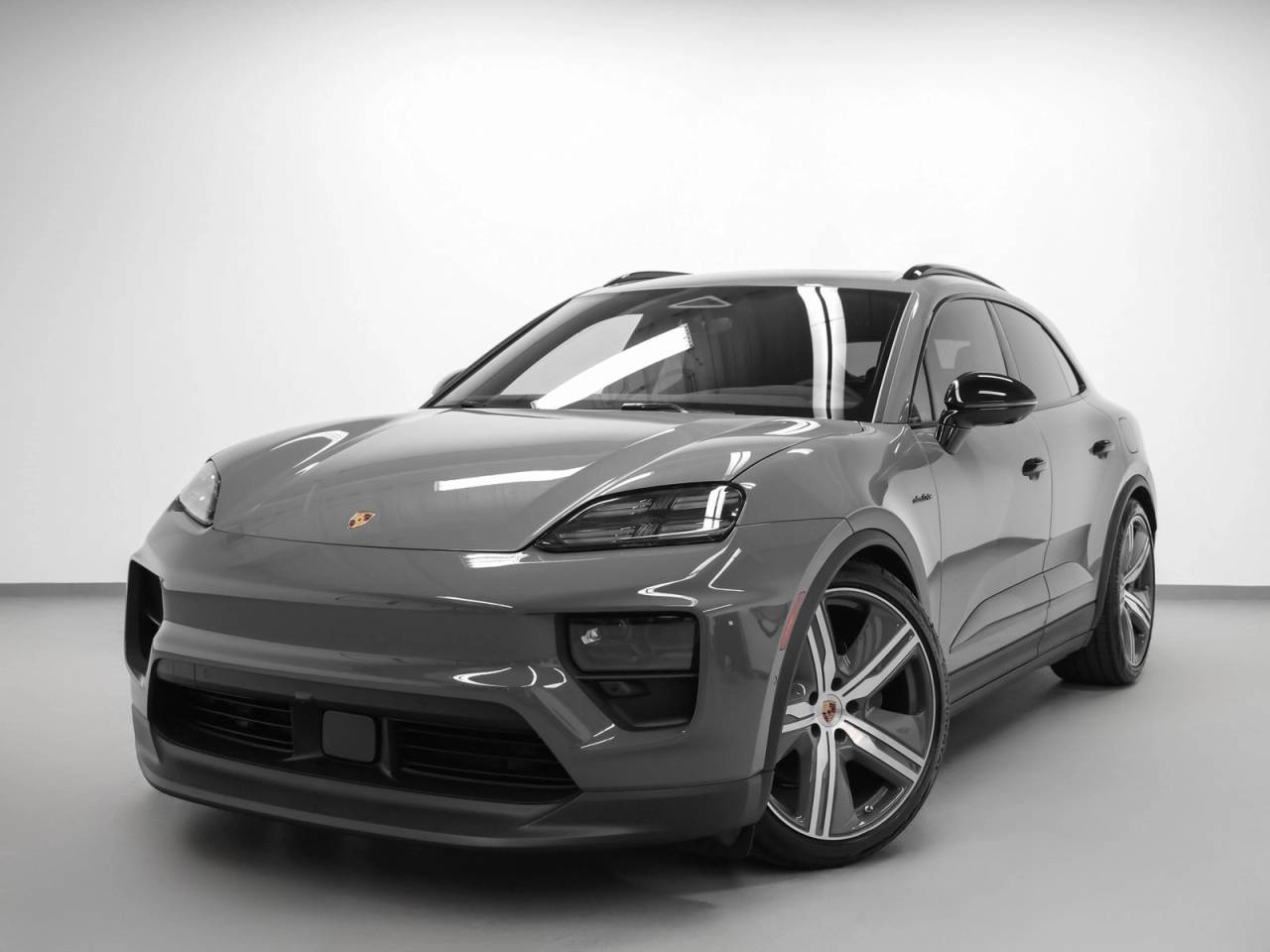 2025 Porsche Macan Macan 4S Electric