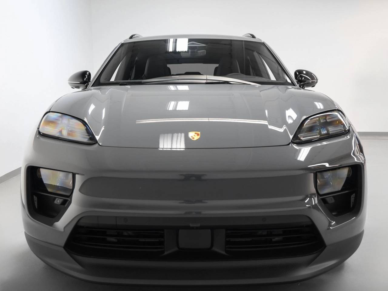 2025 Porsche Macan Macan 4S Electric