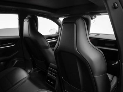 2025 Porsche Macan Macan 4S Electric