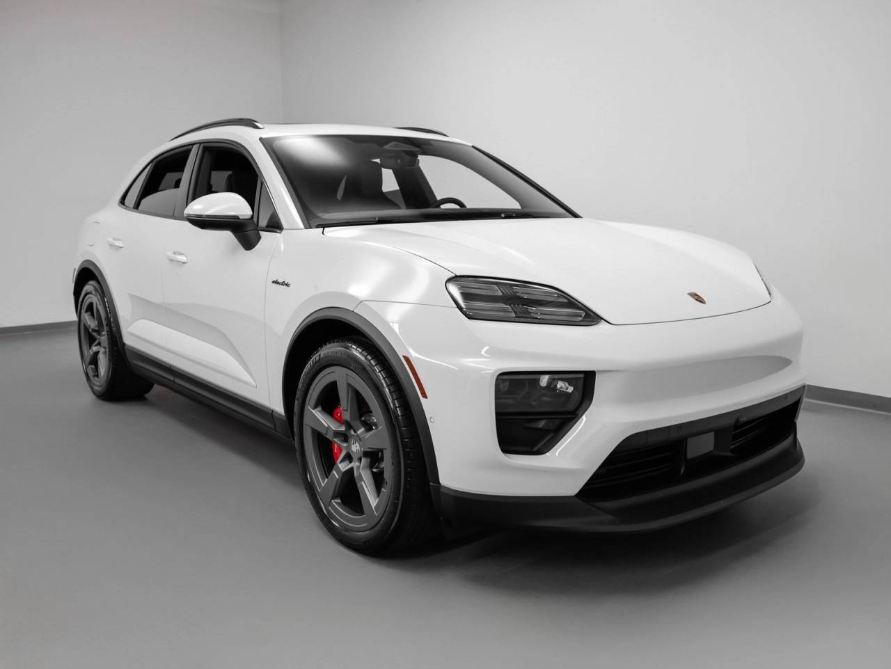 2025 Porsche Macan Macan 4S Electric