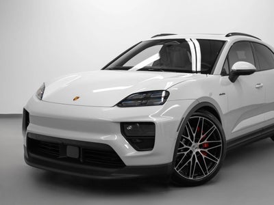 2025 Porsche Macan Macan 4S Electric