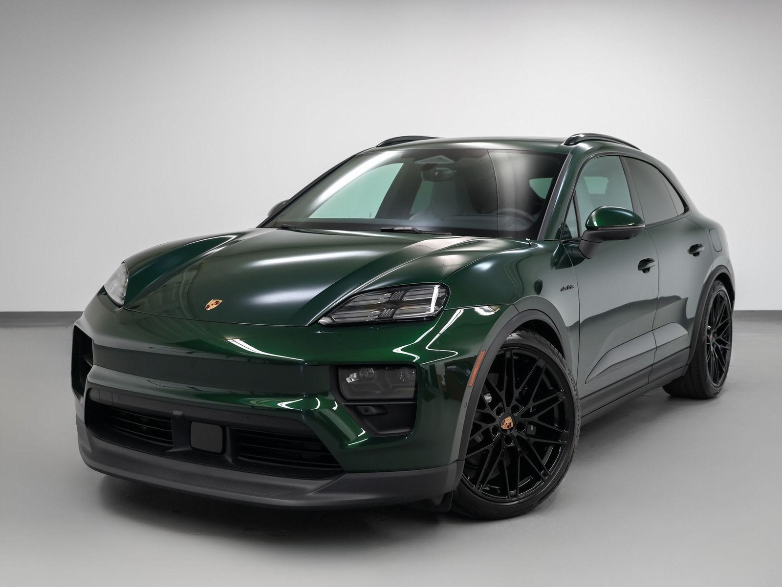 2025 Porsche Macan Macan 4S Electric