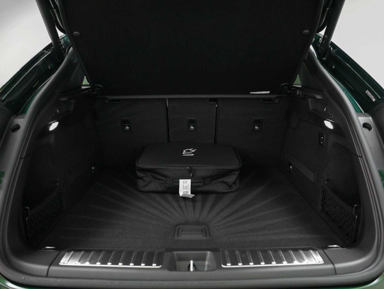 2025 Porsche Macan Macan 4S Electric