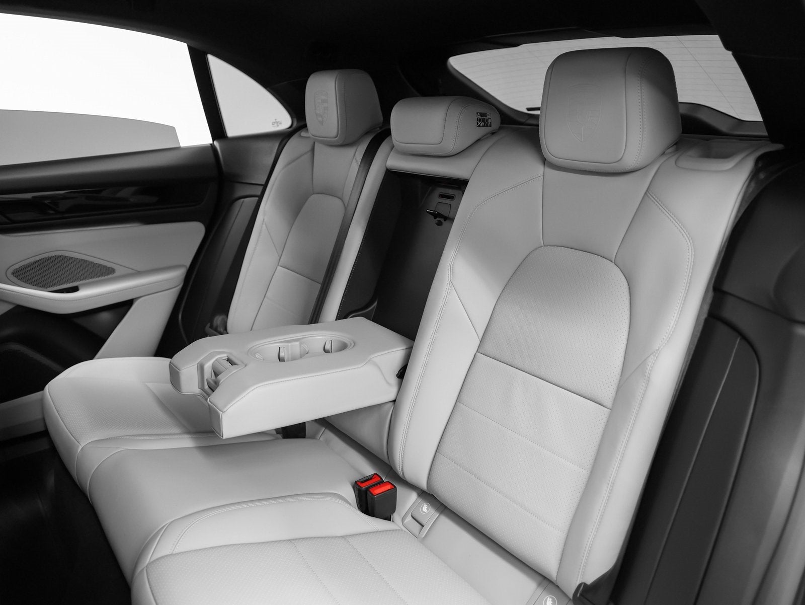 2025 Porsche Macan Macan 4S Electric