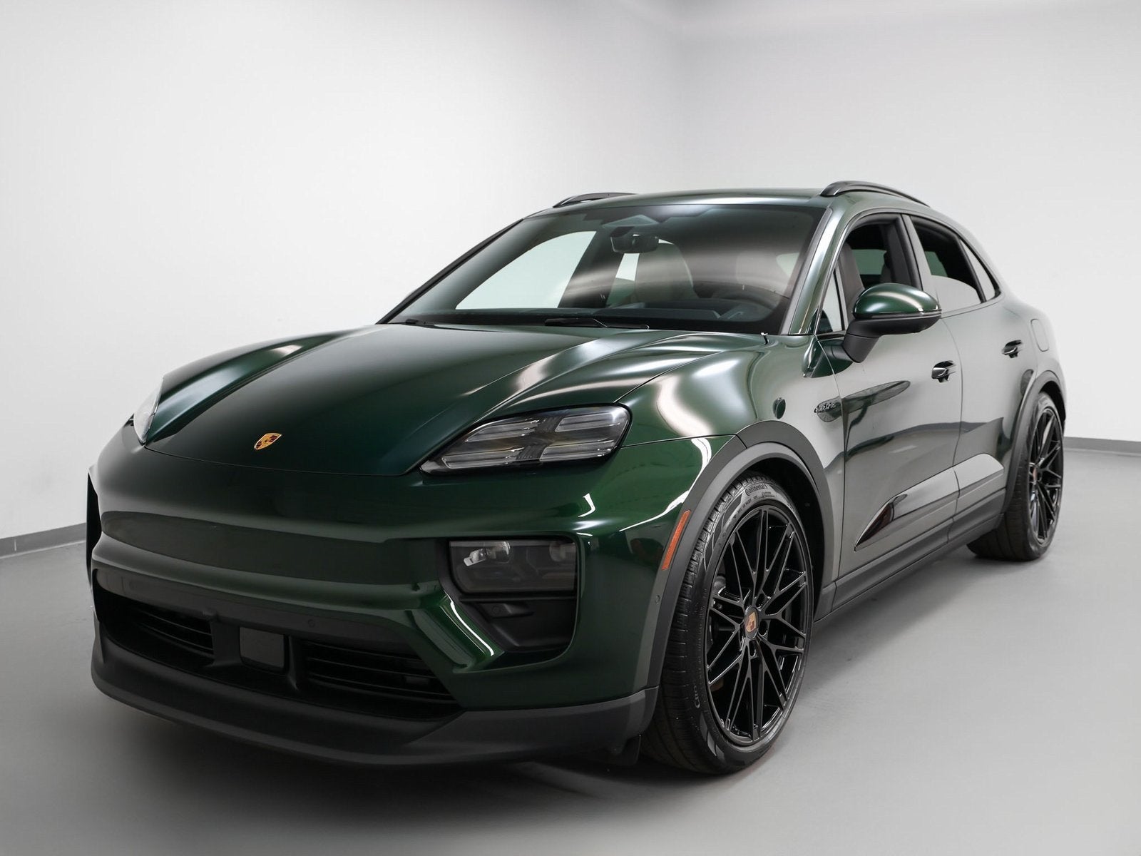 2025 Porsche Macan Macan 4S Electric