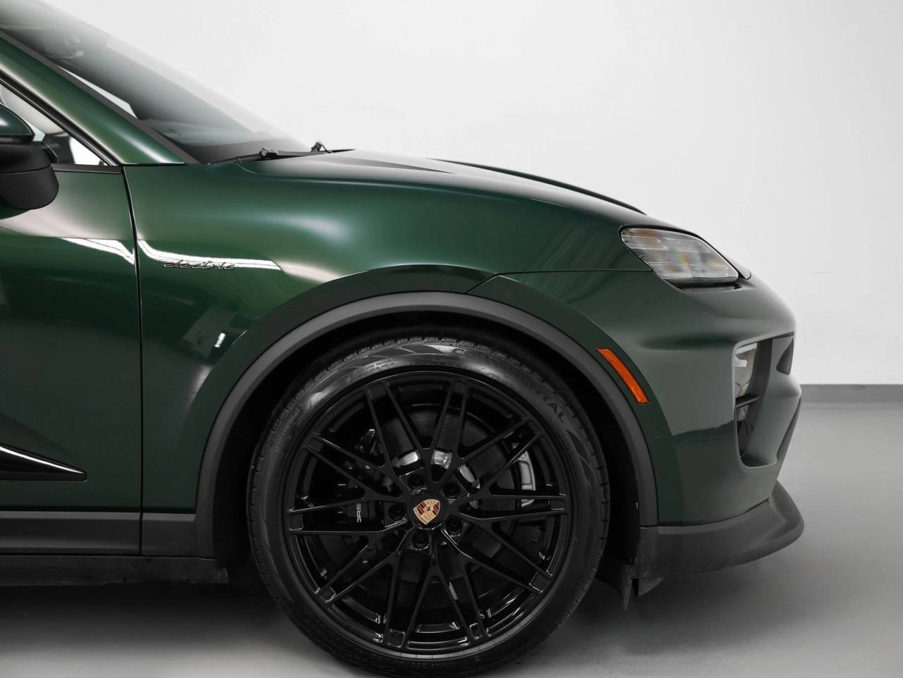 2025 Porsche Macan Macan 4S Electric