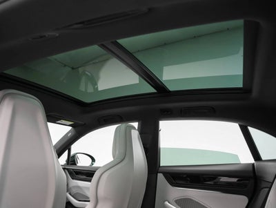 2025 Porsche Macan Macan 4S Electric