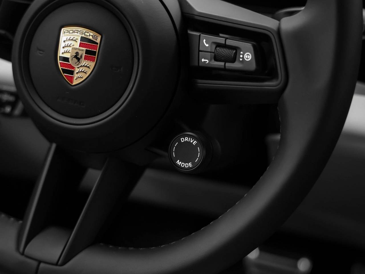 2025 Porsche Macan Macan 4S Electric