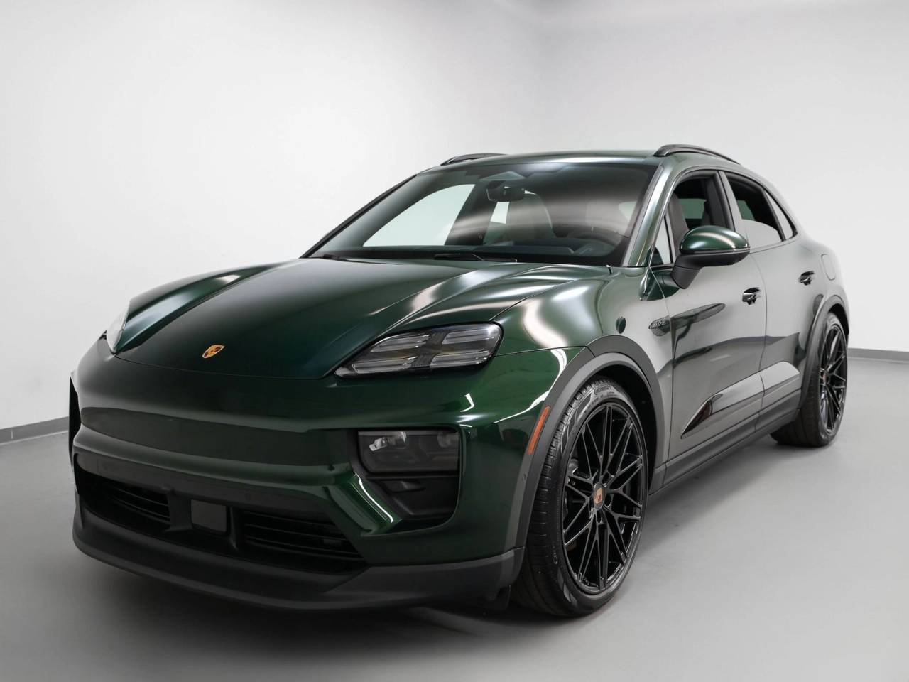 2025 Porsche Macan Macan 4S Electric