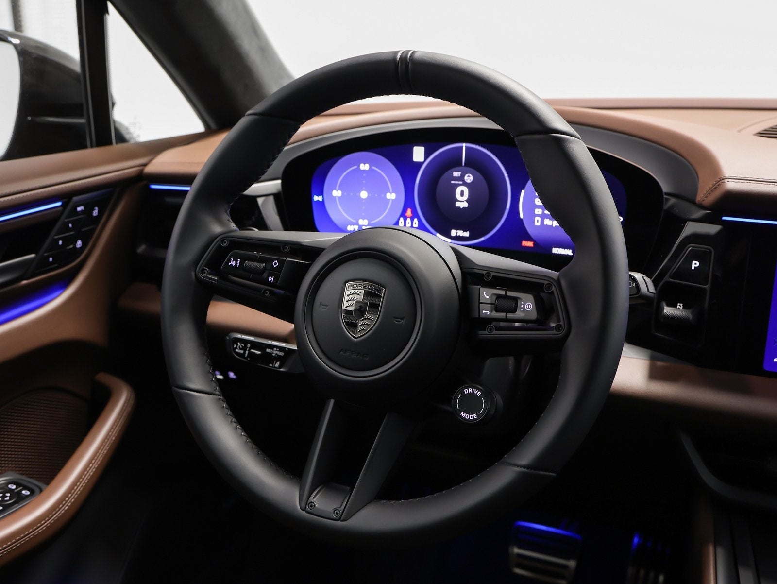 2025 Porsche Macan Macan Turbo Electric