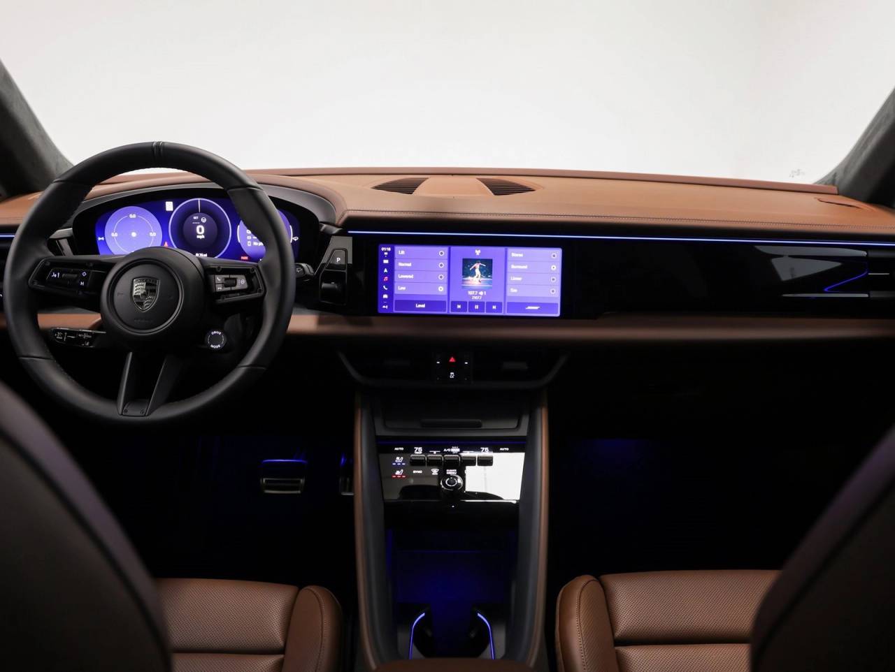 2025 Porsche Macan Macan Turbo Electric