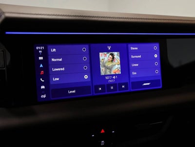 2025 Porsche Macan Macan Turbo Electric