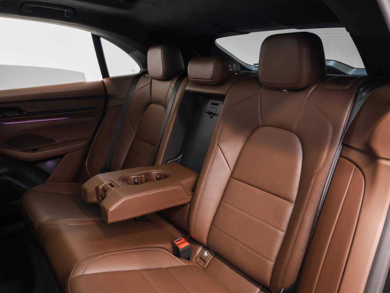 2025 Porsche Macan Macan Turbo Electric