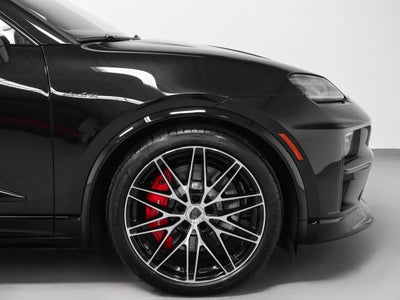 2026 Porsche Macan Turbo Electric