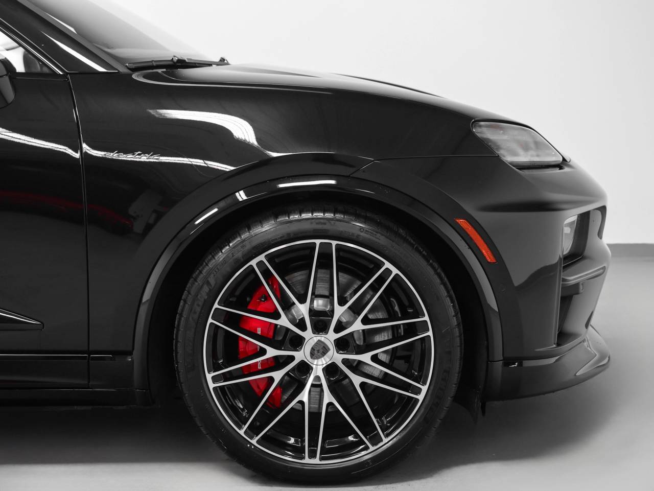 2026 Porsche Macan Turbo Electric