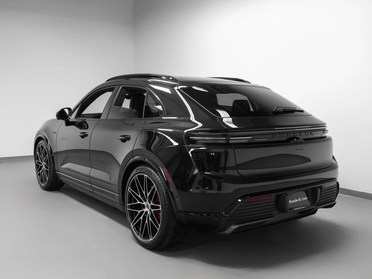 2026 Porsche Macan Turbo Electric