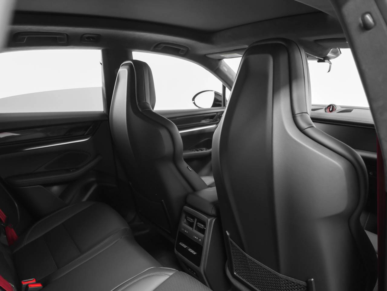 2026 Porsche Macan Turbo Electric