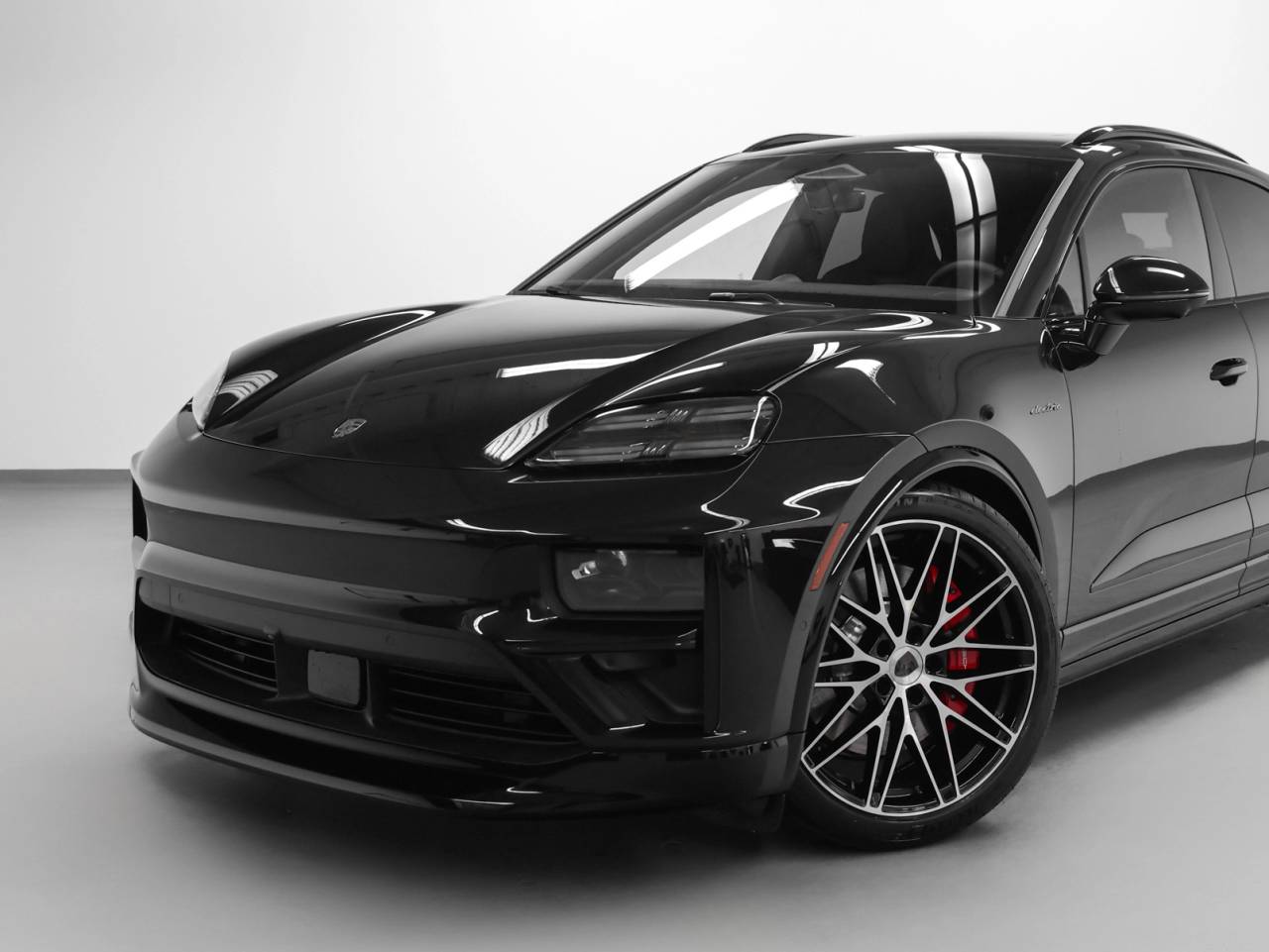 2026 Porsche Macan Turbo Electric